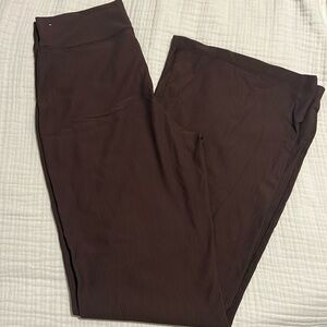 Ripped brown flare legging